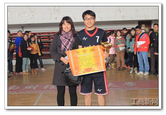 http://test.jbr.net.cn:820/Upload/201312/20131207135505464.jpg