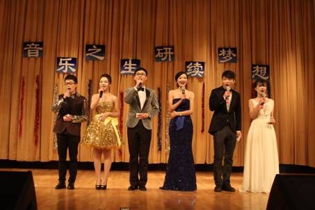 http://gsxy.znufe.edu.cn/../../Upload/201411/20141125000542433.jpg